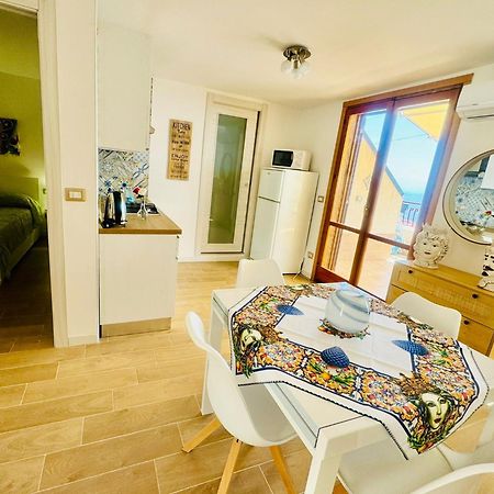 Sunrise Home Letojanni Bagian luar foto