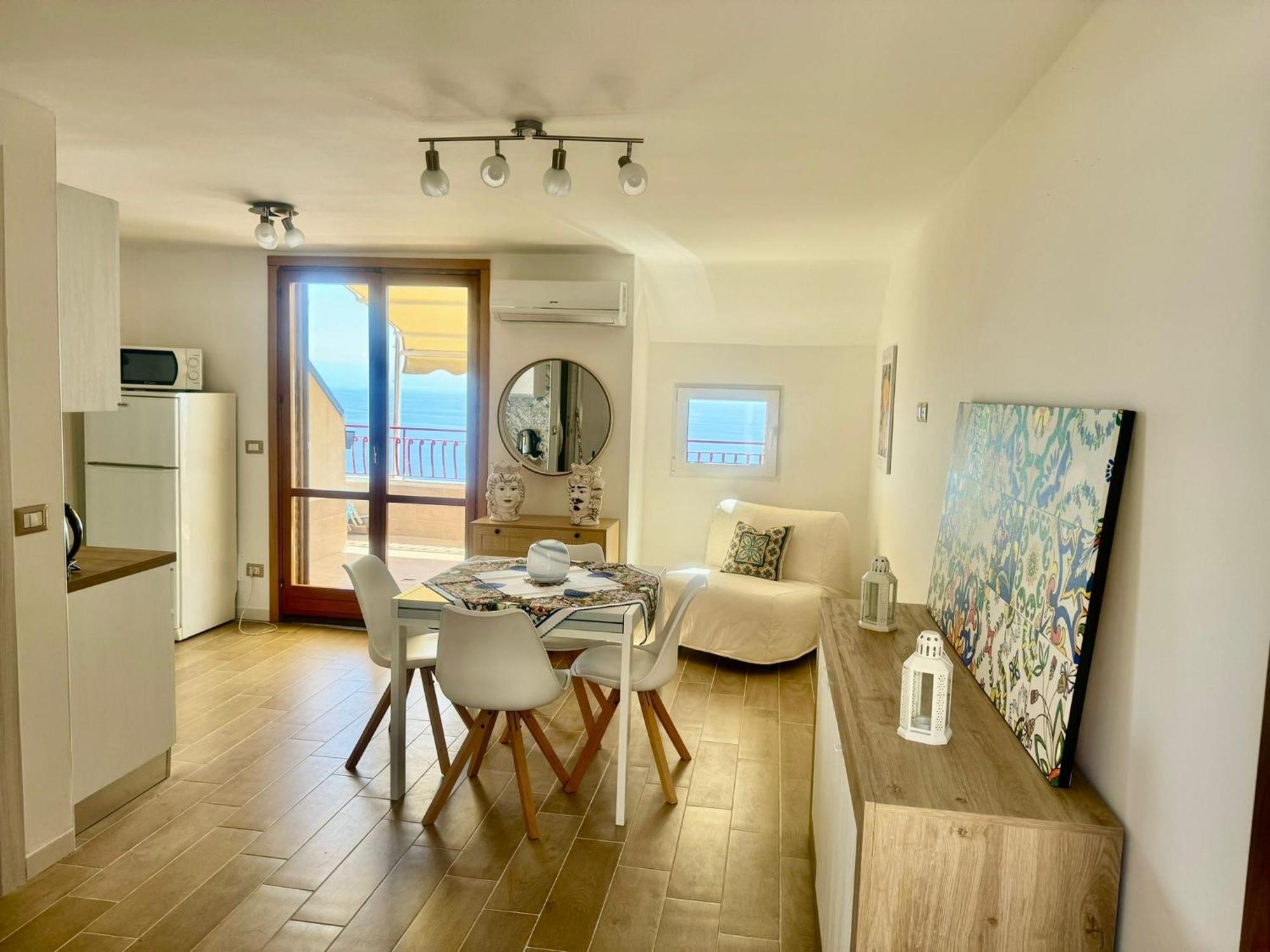 Sunrise Home Letojanni Bagian luar foto