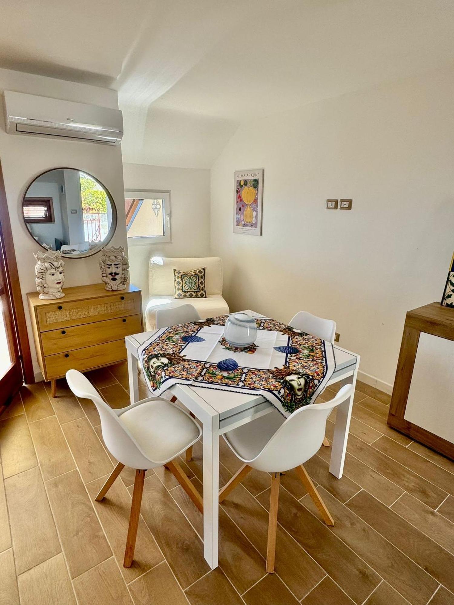 Sunrise Home Letojanni Bagian luar foto